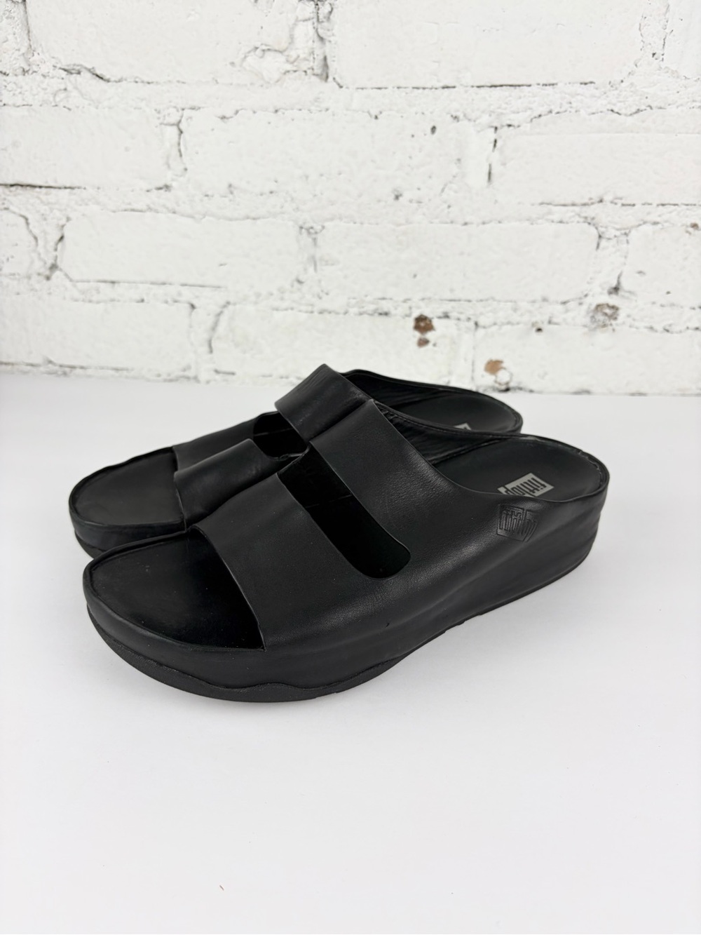 Fitflop Shuv Black Leather Double Strap Mule Slide Sandals 8